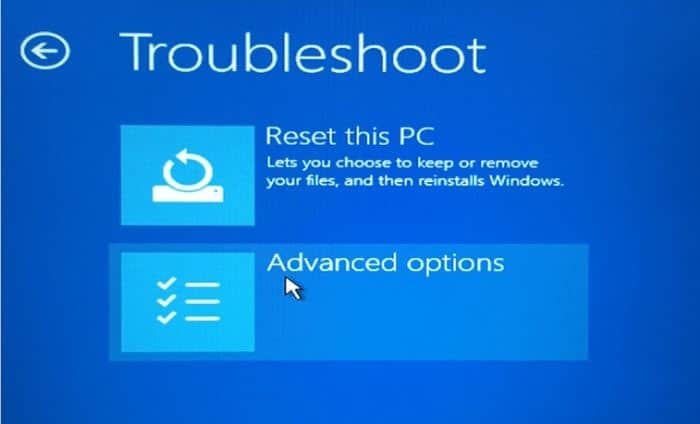 ouvrir les options de démarrage avancées sur un PC Windows 10 non amorçable step4